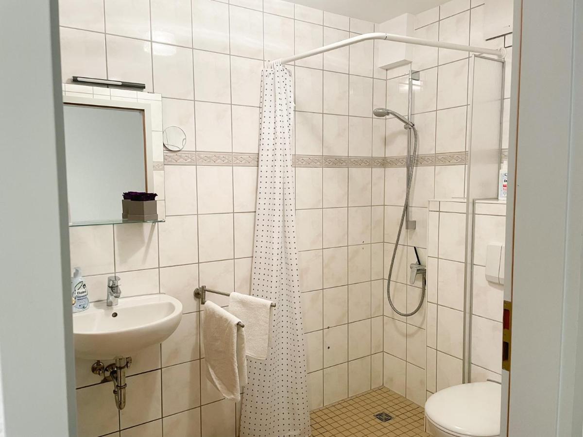 Hotel Ferienzimmer Adalonia Greifswald Esterno foto